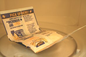 How To Make Healthy Non Toxic Popcorn The Second Concern With Microwave Popcorn Is Bag It Comes In Bags Are Treated Chemicals Called Fluorochemicals These A Part